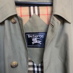 Men’s Burberry Trench Coat